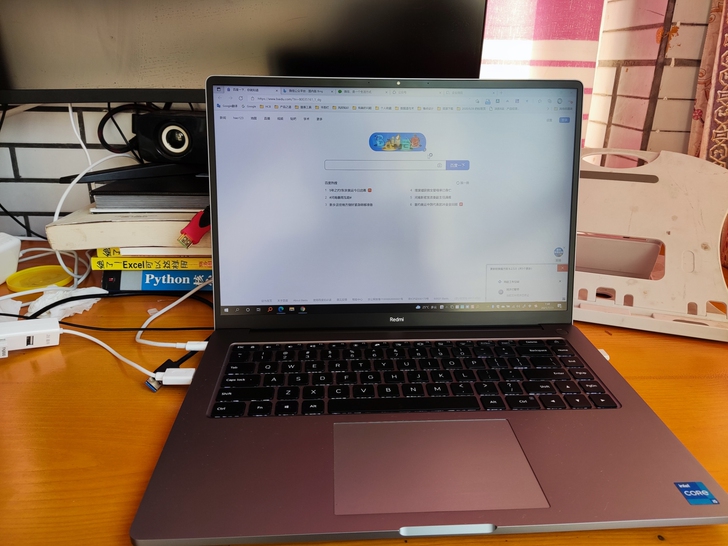 仅使用三个月的RedmiBook Pro1...