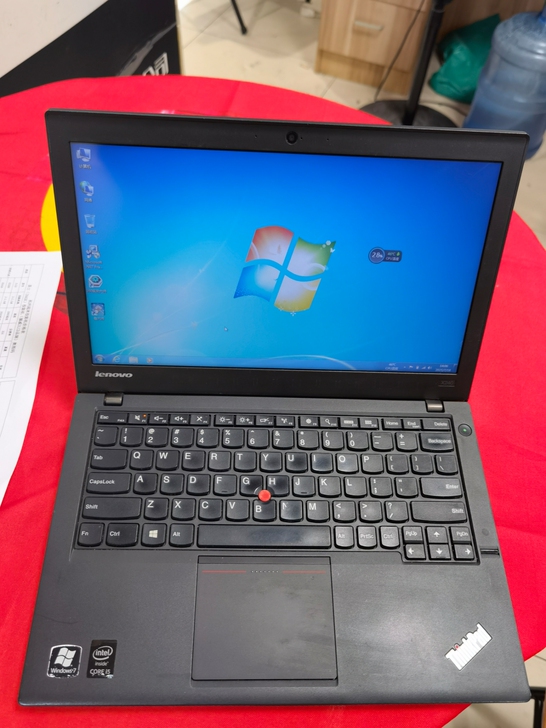 ThinkPad X240笔记本电脑