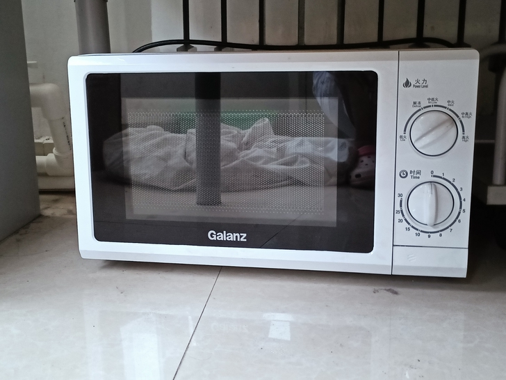 格兰仕微波炉99新就用过几次