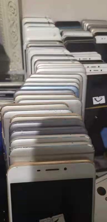 魅蓝note5,3+32价格150