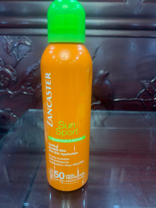 兰嘉。丝汀 沁爽运动身体防晒喷雾 200...