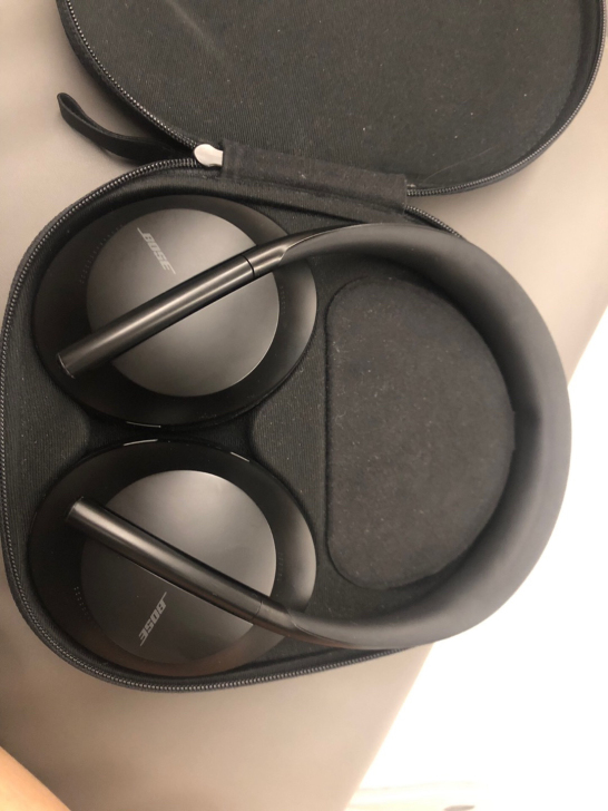 bose 700原装耳机,朋友自用,现低价...