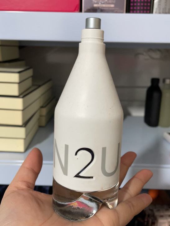 凯文克莱IN2U喜欢你男士香水，盖子掉了，...