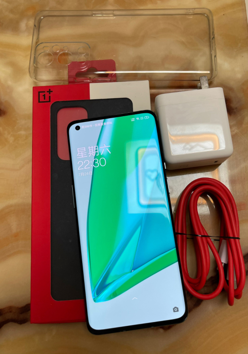 一加9pro 12+256g 绿色带原充和...