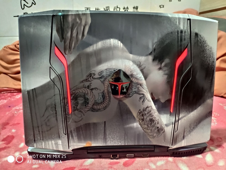 笔记本电脑雷神911黑骑士高端游戏本i7高...