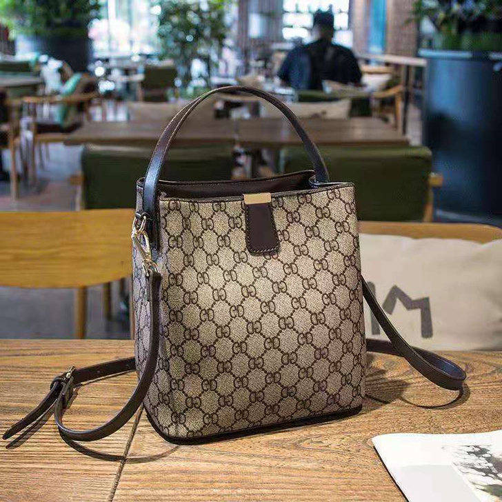 【大捡漏】香港代购真皮2020新款时尚潮限...