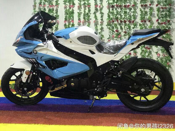 国产宝马双R摩托车200CC趴赛公路赛宝马...