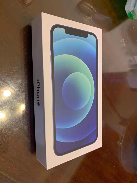 苹果12 苹果12  几乎全新 无拆修 自用