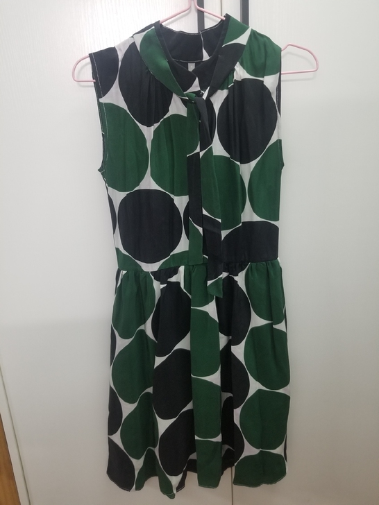 闲置连衣裙处理