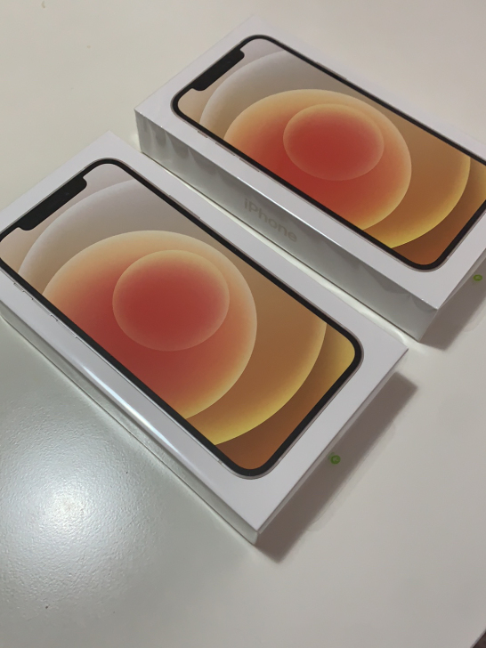 全新未拆的iPhone 12，白色256g...