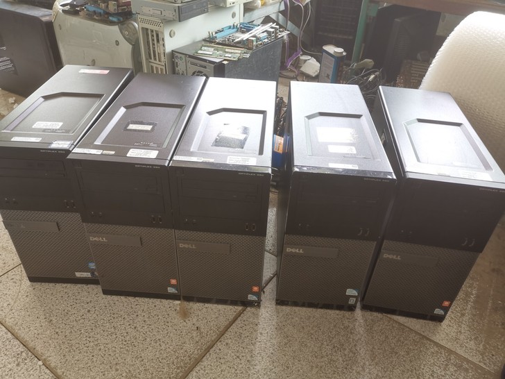 打包五台戴尔optiplex 390商用台...