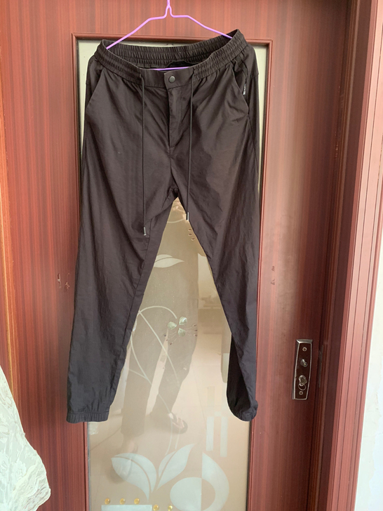 森马夏季男士9分裤，实体店购入，裤子跟全新...