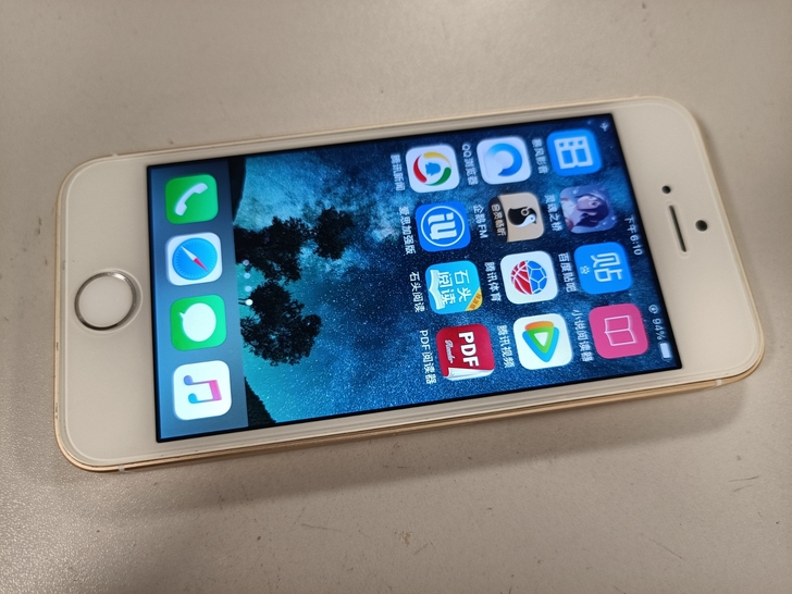 iphone se一代，64g的，日版，指...