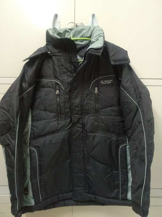 雪中飞男士羽绒服，175／92A