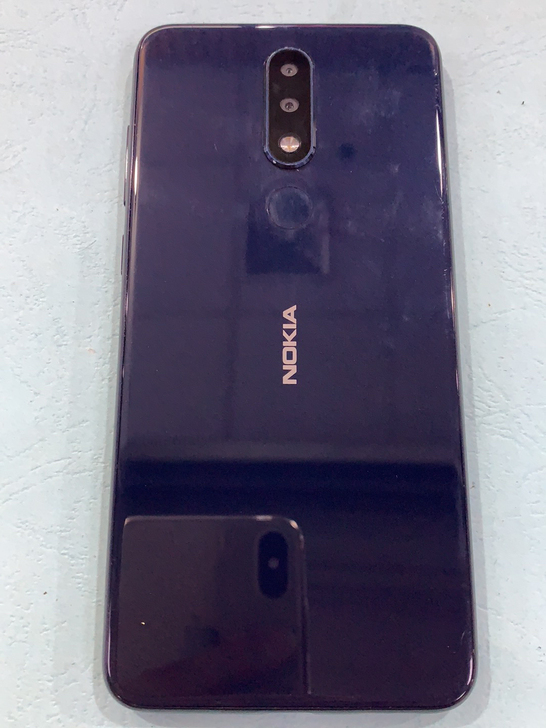 诺基亚X5内存32G全原装只出200元