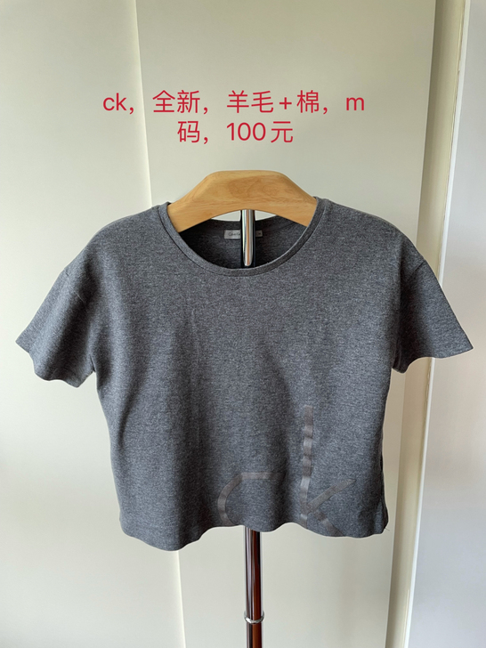 全新CK女士t恤m码