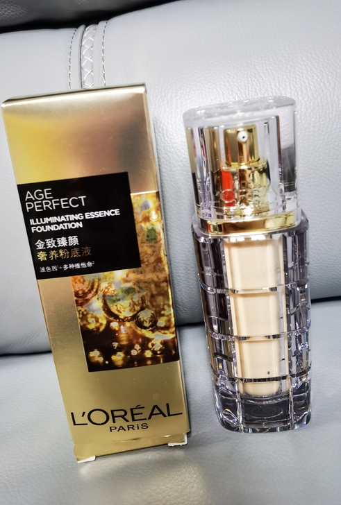 欧莱雅 金致臻颜奢养粉底液 30ml