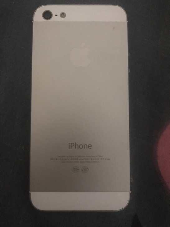 iphone5S苹果5S自用，屏幕听筒处裂...