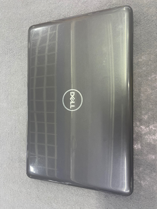 买了一段时间的戴尔灵越15 5567   ...