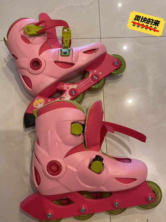迪卡侬儿童轮滑鞋