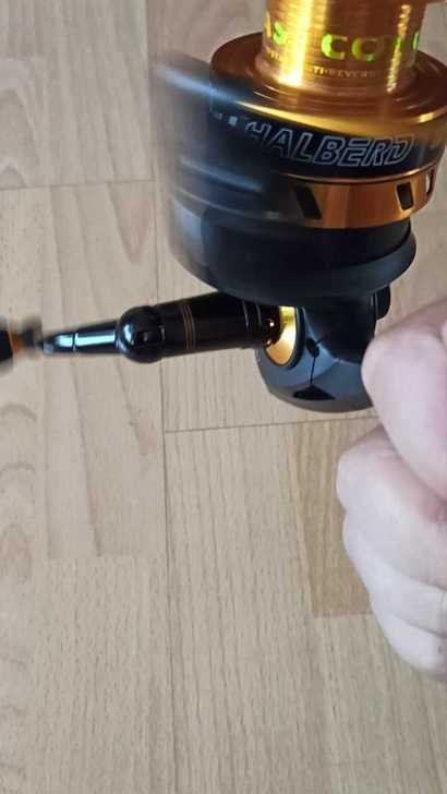 海明威海钓轮，6000，防海水。超级顺滑。