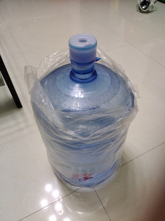 水桶,20升水桶,茶花山,押金条不见了