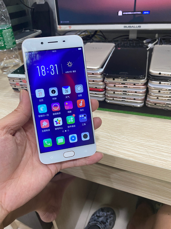OPPO R9S 4加64G，功能全好，备...