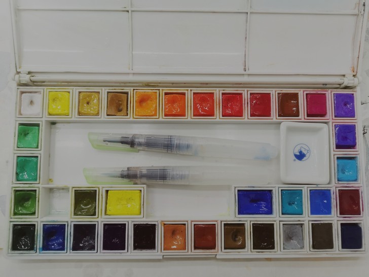 35色，马利牌固体水彩颜料