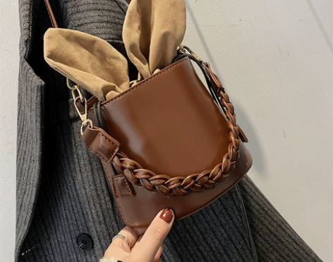 高级感小包包女2021新款潮夏季百搭小众设...