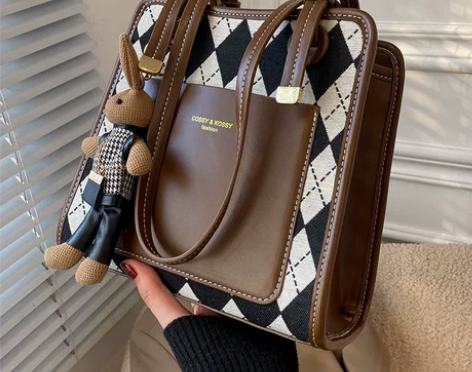 高级感大容量包包女2022新款潮夏季百搭小...