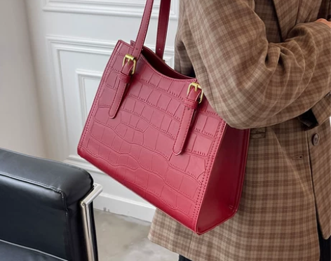 红色新娘包包女包2022新款腋下包大容量托...