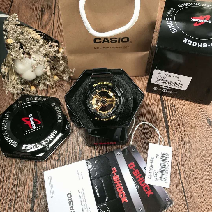 全是实拍，朋友送的全新卡西欧黑金手表，g-...