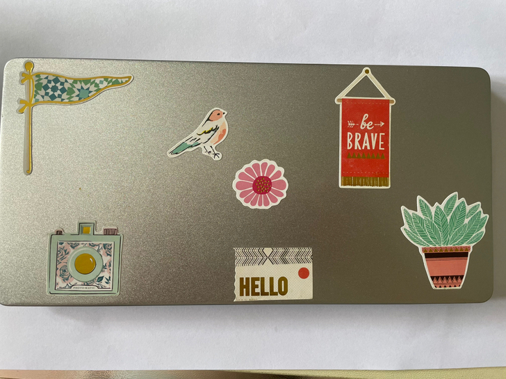 出闲置水彩颜料