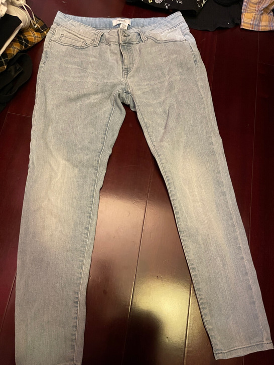 forever21浅蓝色水洗牛仔裤