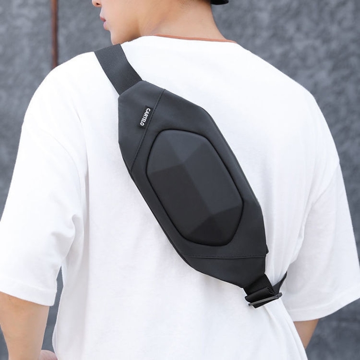 【清仓】卡帝乐腰包真皮质感手机包两层胸包2...