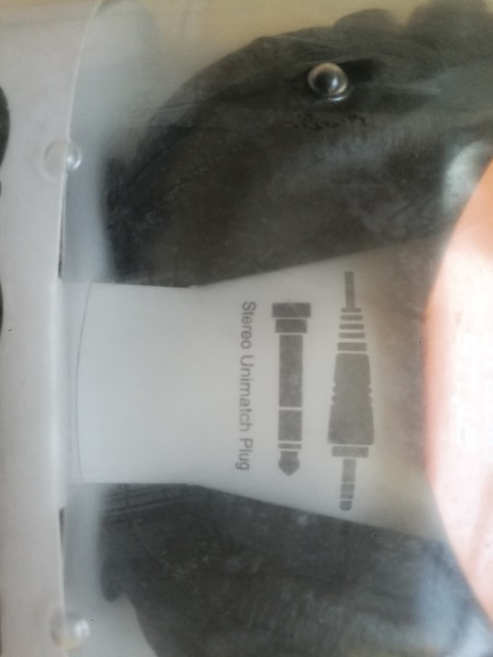 全新索尼MDR-V150,打开了看看,发现...