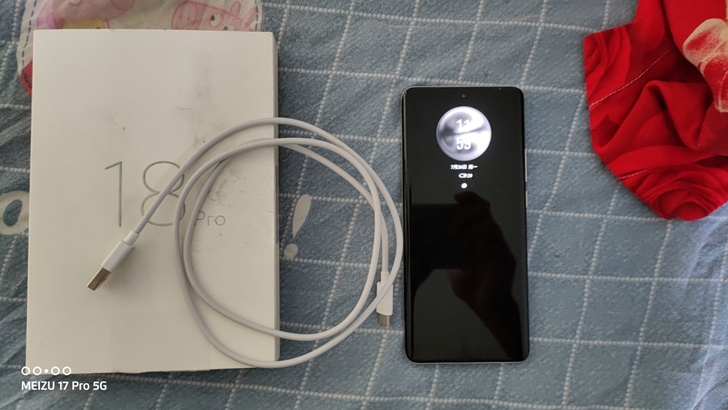 魅族18Pro 12+256 飞雪流光