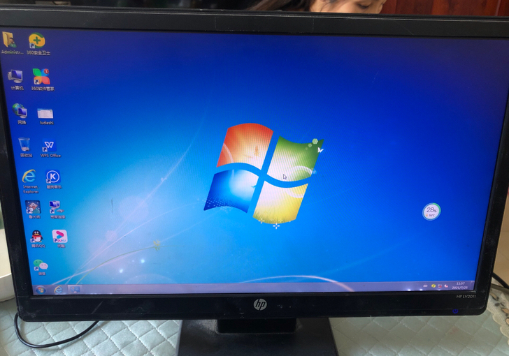 特价一台HP20寸显示器型号HPLV201...