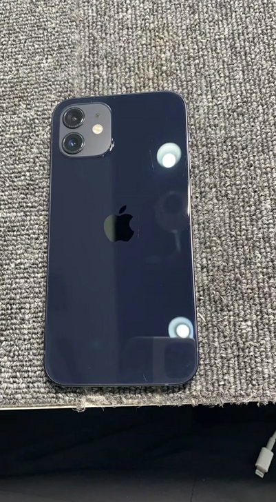 Apple 苹果12 蓝色  底价处理 　...