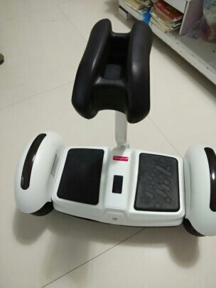 平衡车  出手