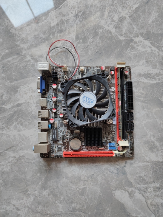 七彩虹H61HD V20主板，带CPU I...