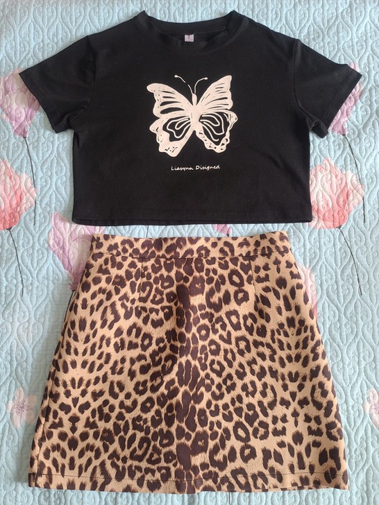 豹纹裙子，裙里有内衬，蝴蝶短袖，超好看的一...