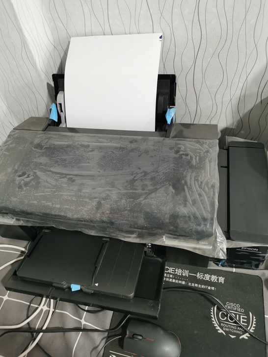 新旧程度 9成新买上没用过换上墨水了