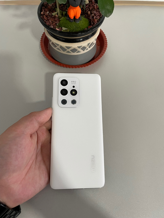 13 魅族18pro 白色 12+256G...