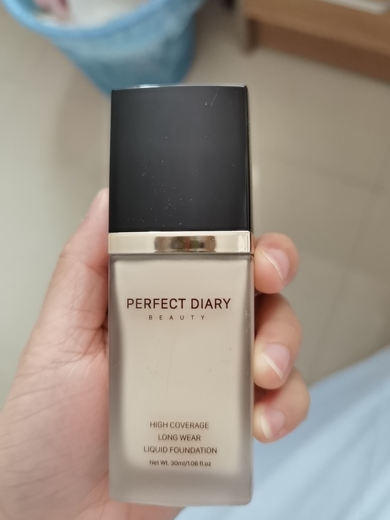 完美日记家粉底液，一次没用过，自然色，现在...