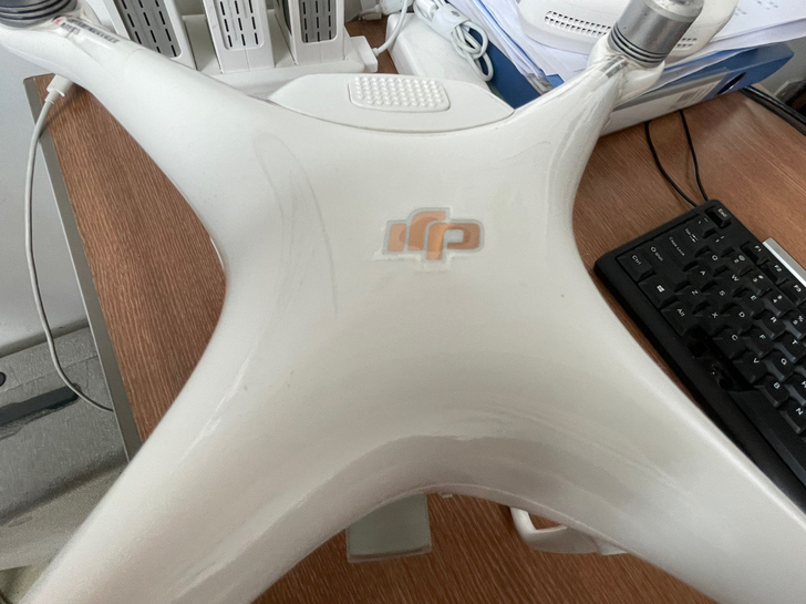 大疆精灵4PV2.0不到一年机器电池循环1...