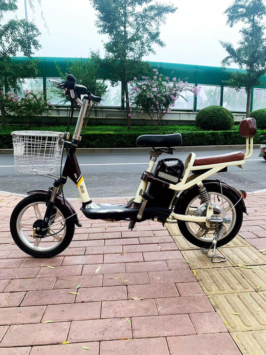 二手电动车雅迪   买一送五