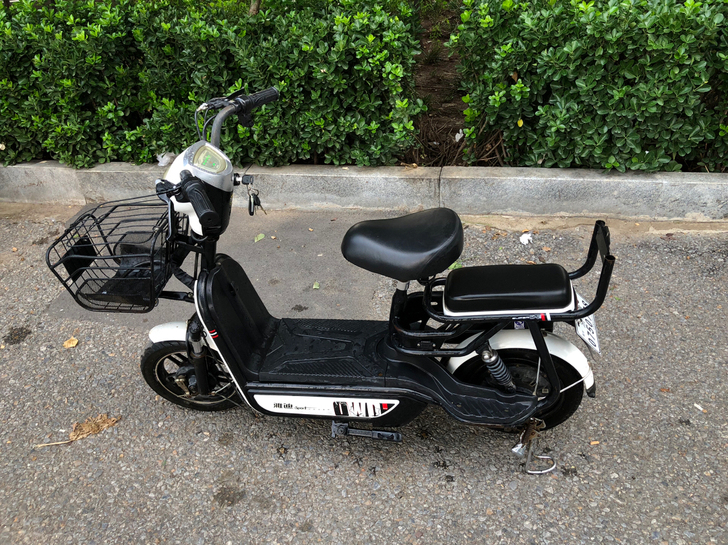 60Ｖ20安雅迪电动车 850元出售