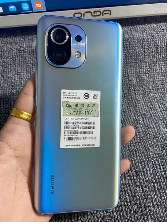 小米11蓝色8+128GB，成色95新，支...