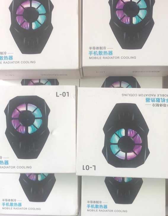 L01新款半导体手机散热器全新未拆封  有...